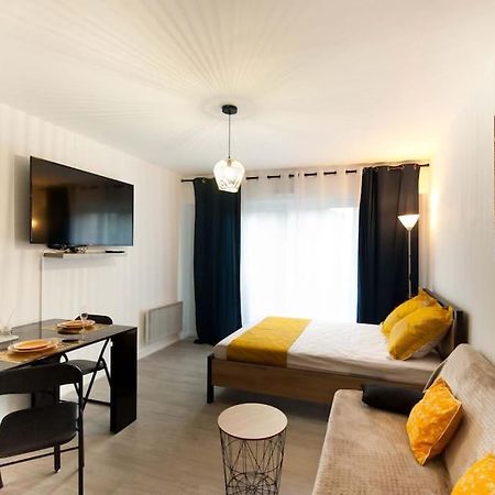 Le Prestigieux Centre Gare Wifi Et Parking Gratuit Apartman Amiens Kültér fotó