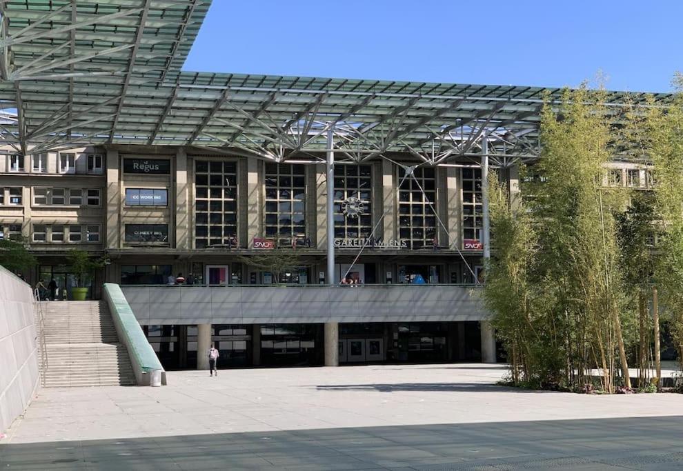 Le Prestigieux Centre Gare Wifi Et Parking Gratuit Apartman Amiens Kültér fotó